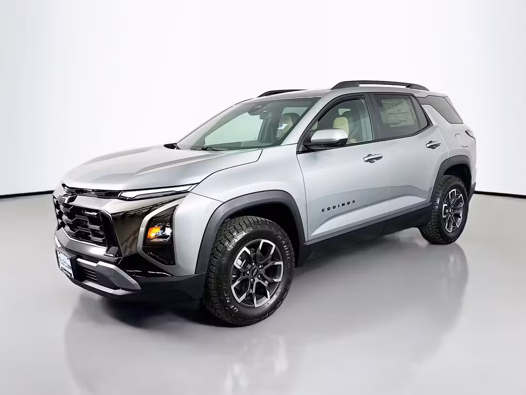 2026 Chevrolet Equinox ACTIV - Image 3