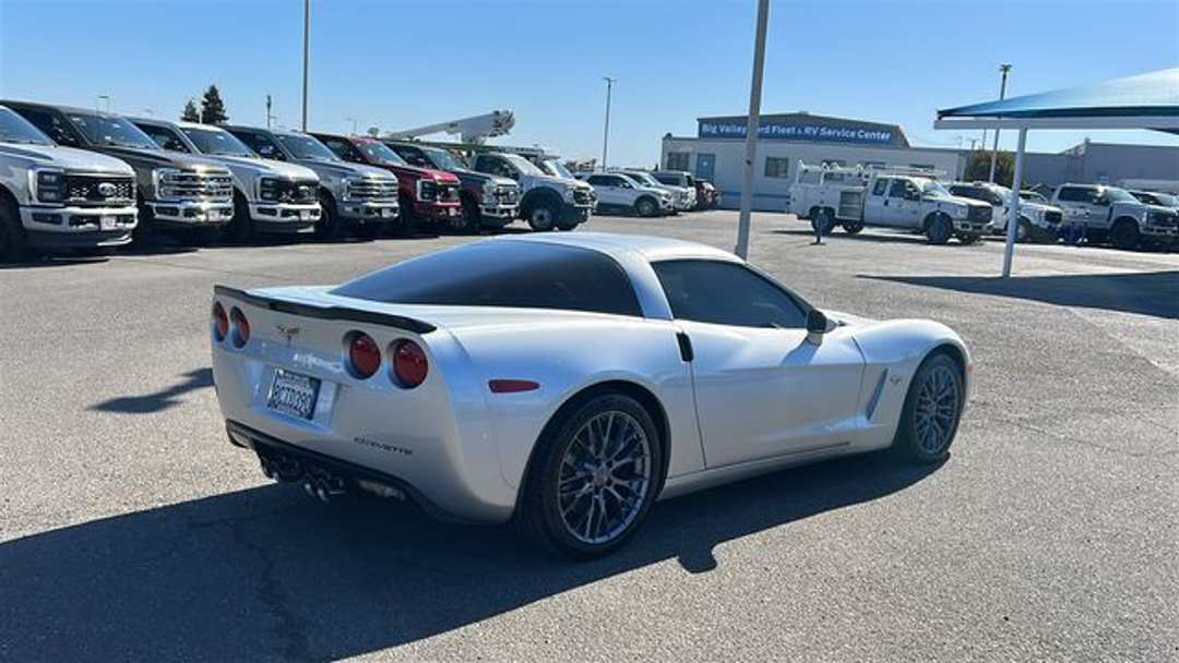 2013 Chevrolet Corvette Base - Image 3