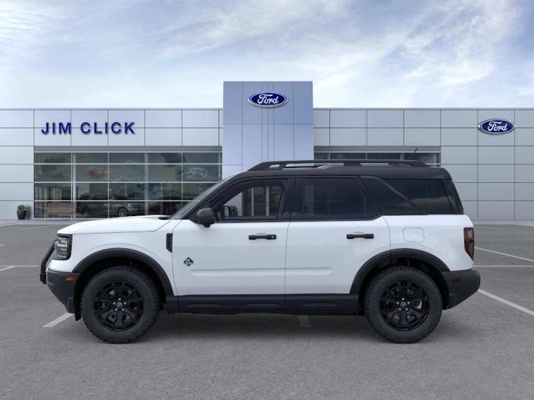 2026 Ford Bronco Sport Outer Banks - Image 3
