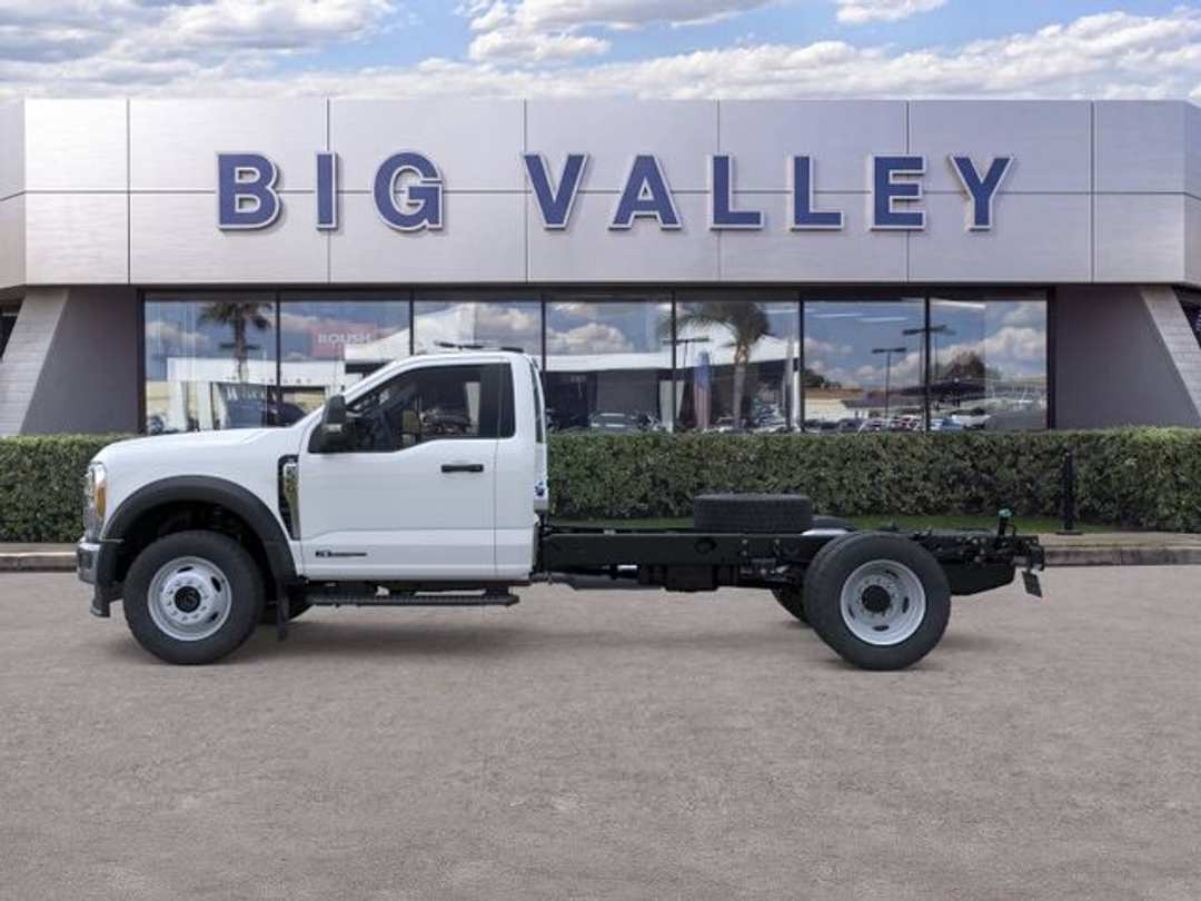 2026 Ford F-550Sd XL - Image 3