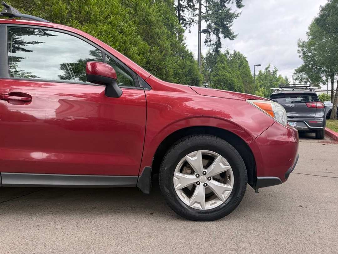 2015 Subaru Forester 2.5i Premium - Image 3