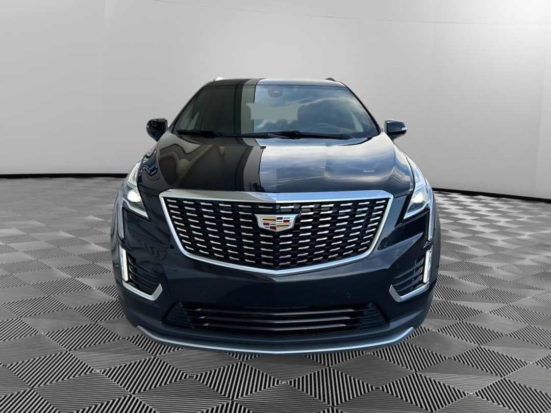2022 Cadillac Xt5 Premium Luxury - Image 2