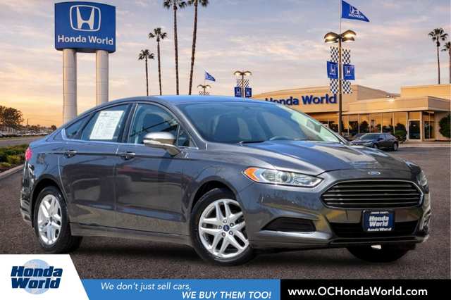 2015 Ford Fusion SE