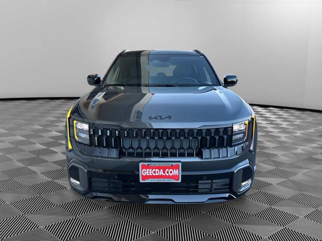 2027 Kia Seltos XLine S - Image 2