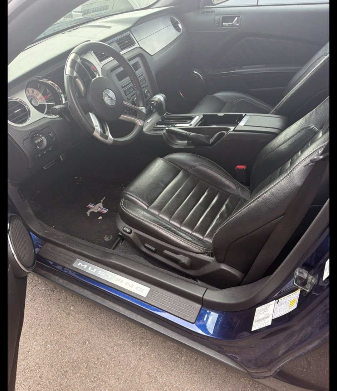 2010 Ford Mustang GT Premium - Image 3