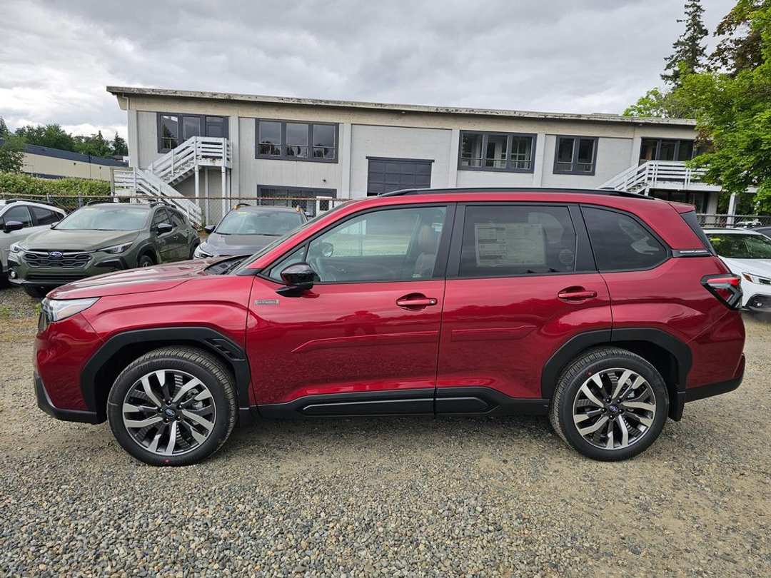 2026 Subaru Forester Touring Hybrid - Image 2