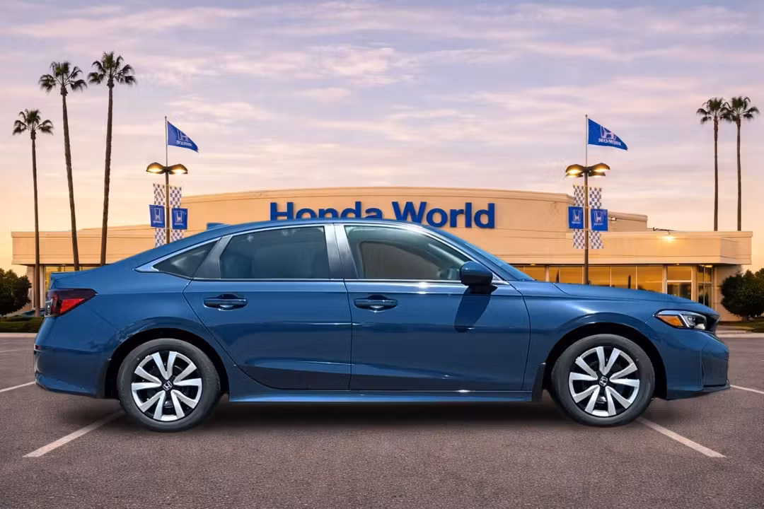 2026 Honda Civic LX - Image 3