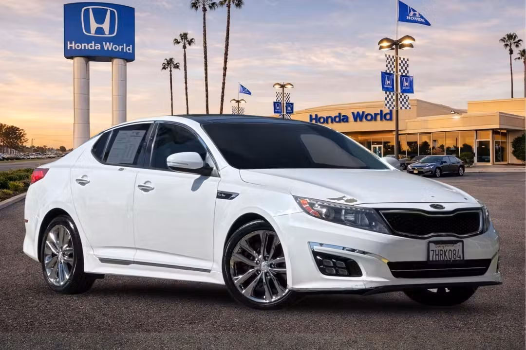 2015 Kia Optima SXL - Image 2