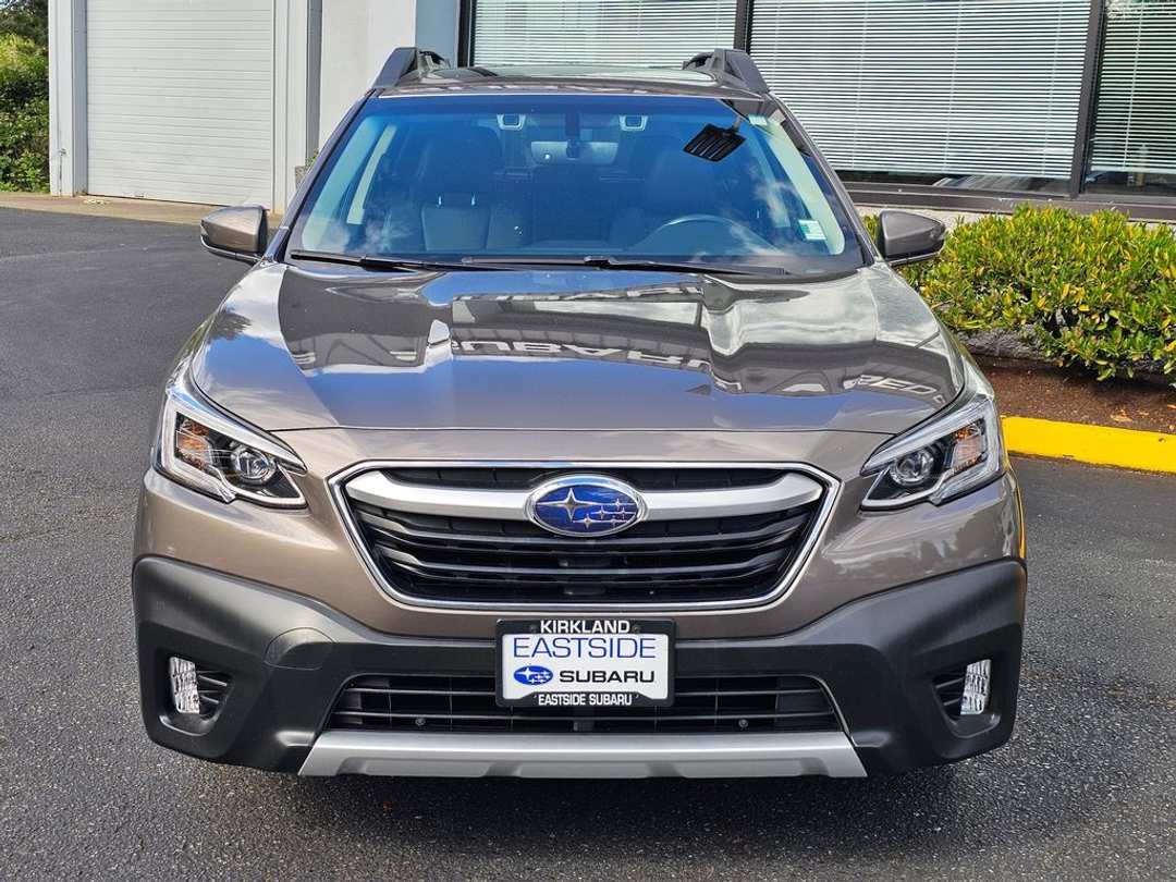 2022 Subaru Outback Limited - Image 2