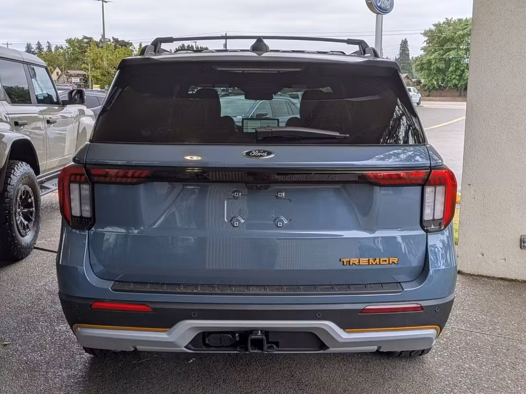 2026 Ford Explorer Tremor - Image 3