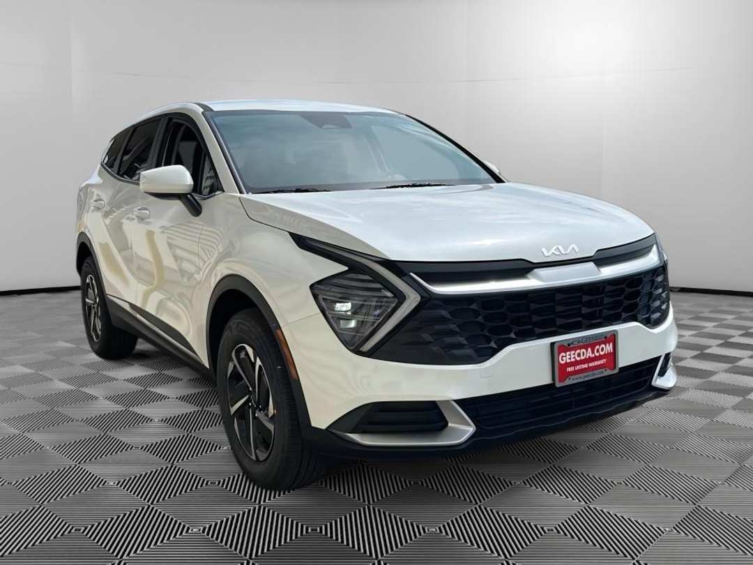 2025 Kia Sportage Hybrid LX - Image 3