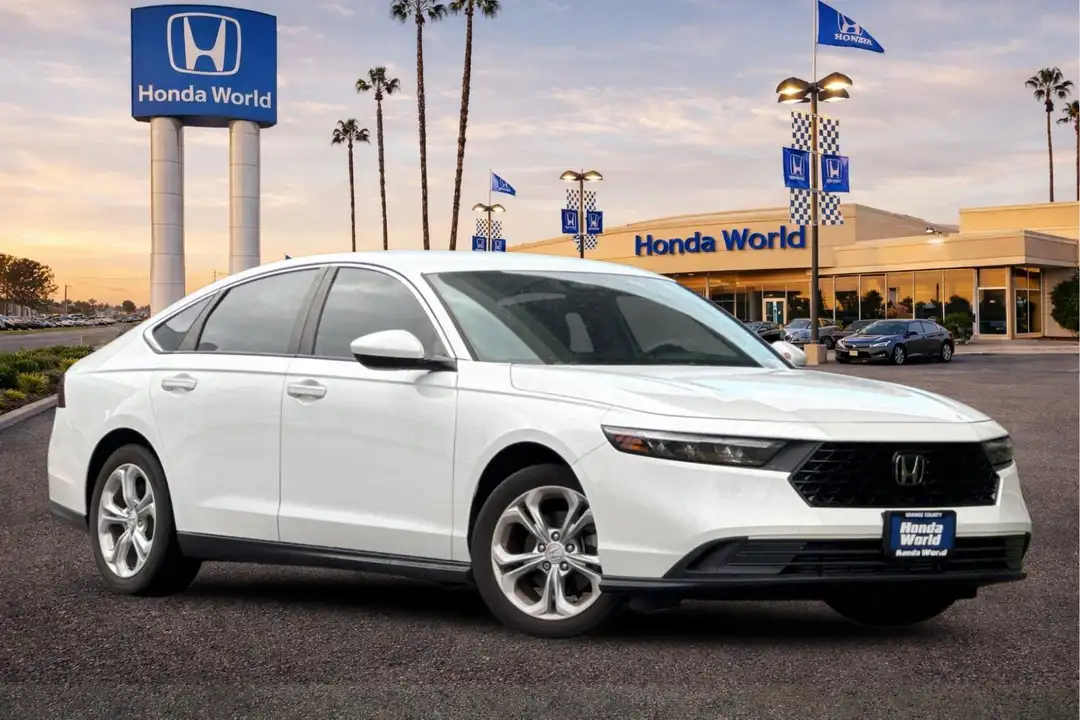 2023 Honda Accord LX - Image 2