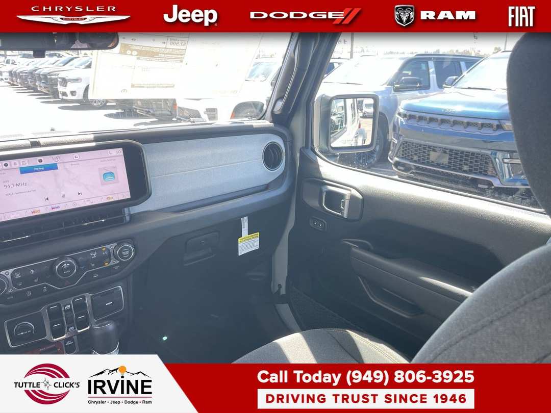 2026 Jeep Wrangler Willys - Image 3