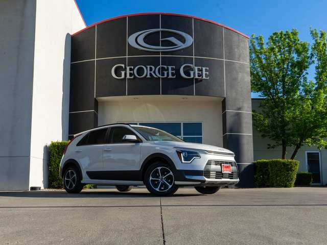 2026 Kia Niro EX