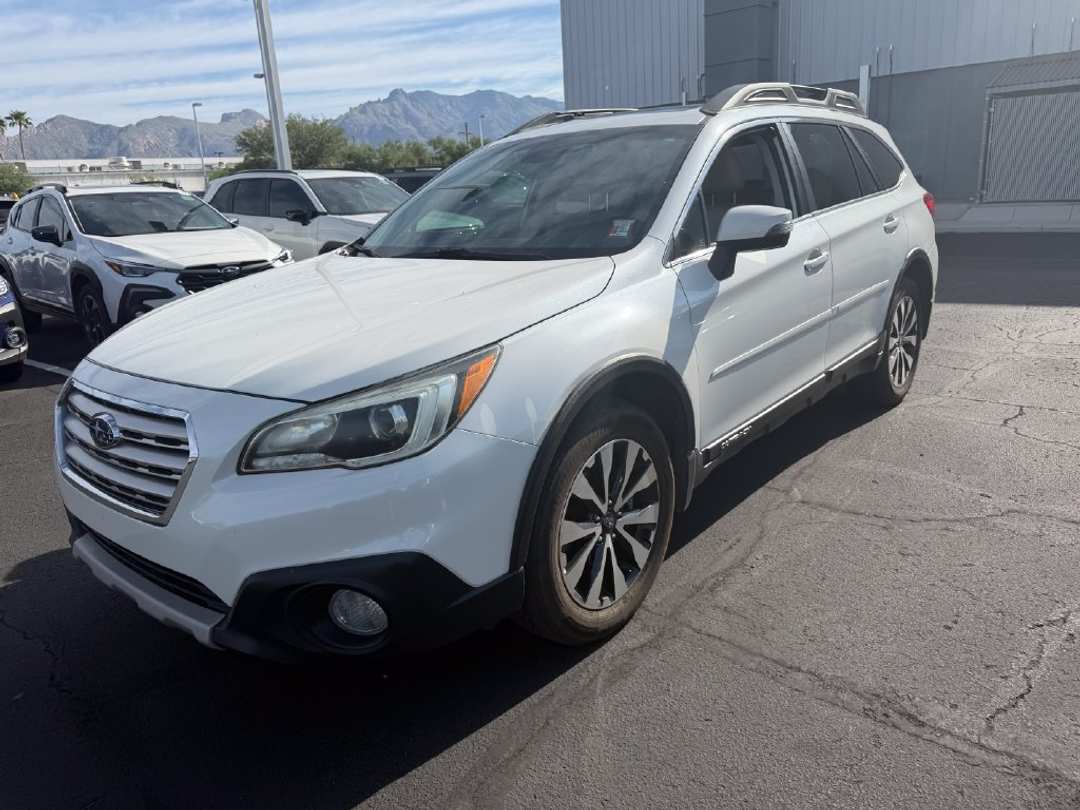 2015 Subaru Outback 2.5i - Image 3