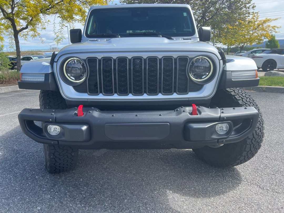 2024 Jeep Wrangler Rubicon X - Image 3