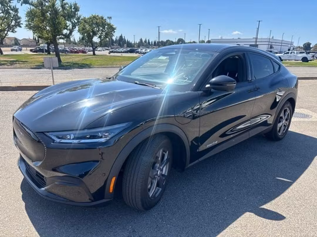 2023 Ford Mustang Mach-E Select - Image 2