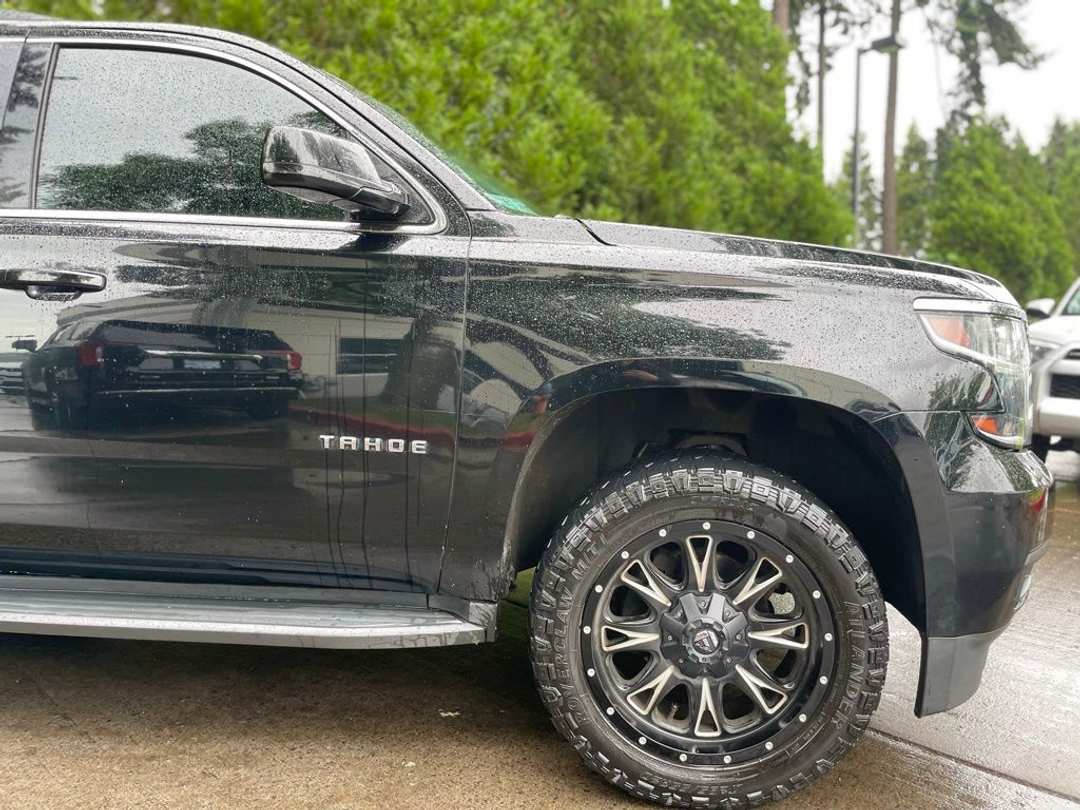 2015 Chevrolet Tahoe LT - Image 3