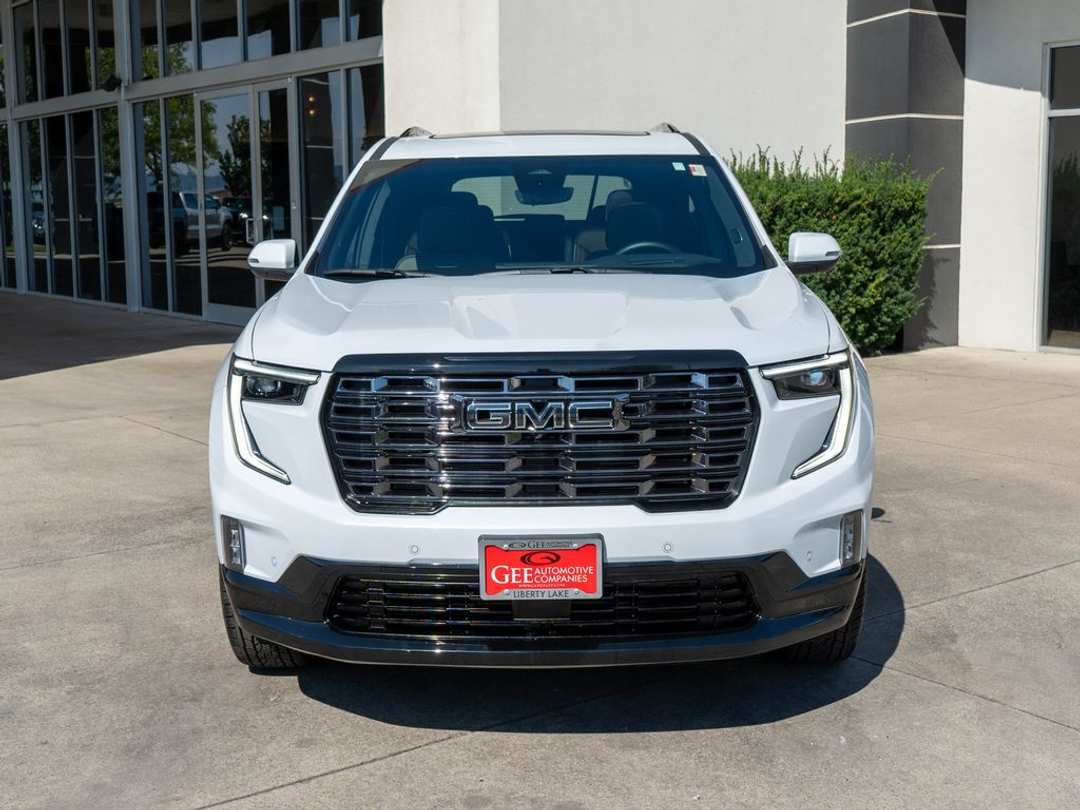 2026 GMC Acadia Denali Ultimate - Image 2