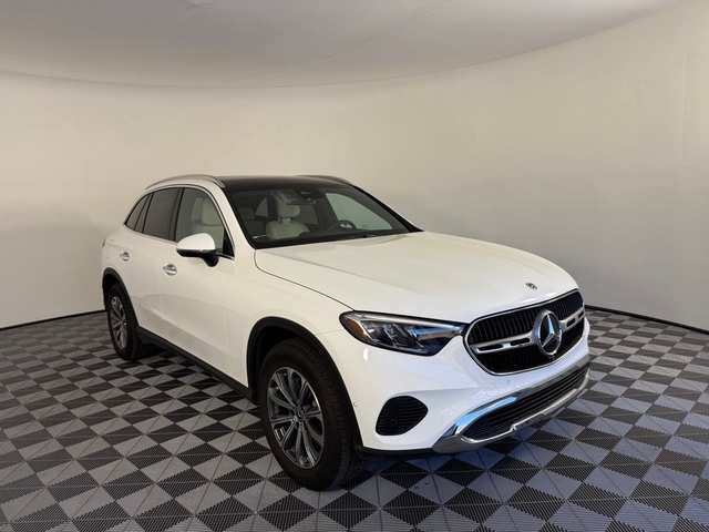 2026 Mercedes-Benz GLC 300