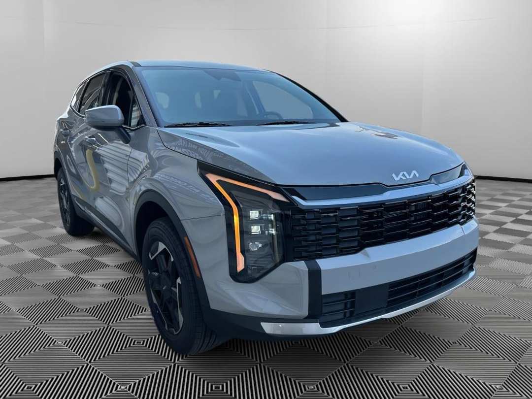 2027 Kia Sportage Hybrid S - Image 3