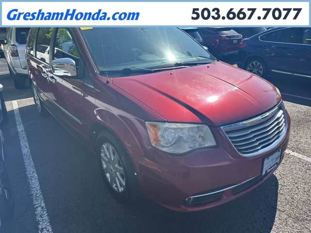 2014 Chrysler Town & Country Touring