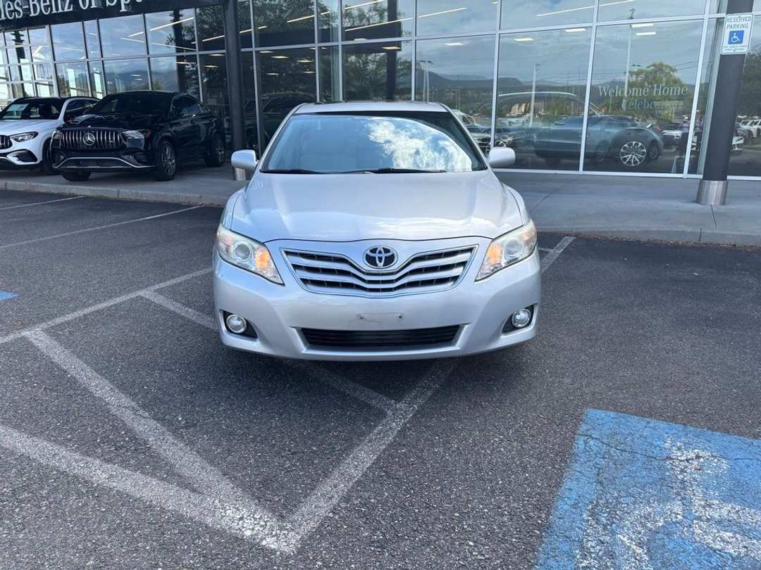 2011 Toyota Camry XLE - Image 3