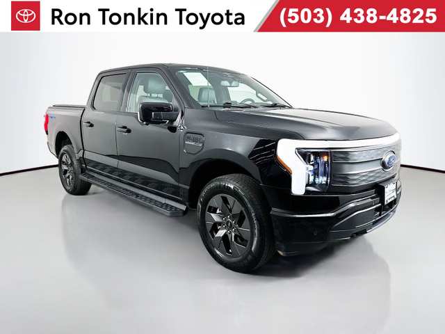 2023 Ford F-150 Lightning Lariat