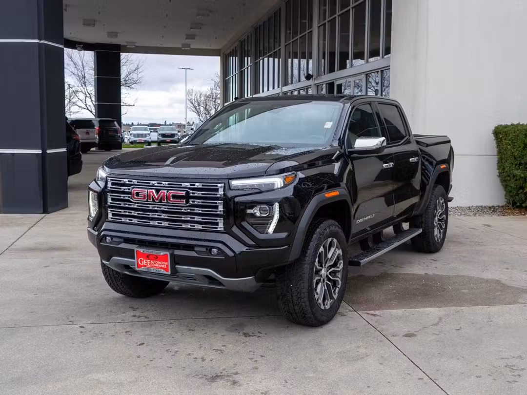 2026 GMC Canyon Denali - Image 3