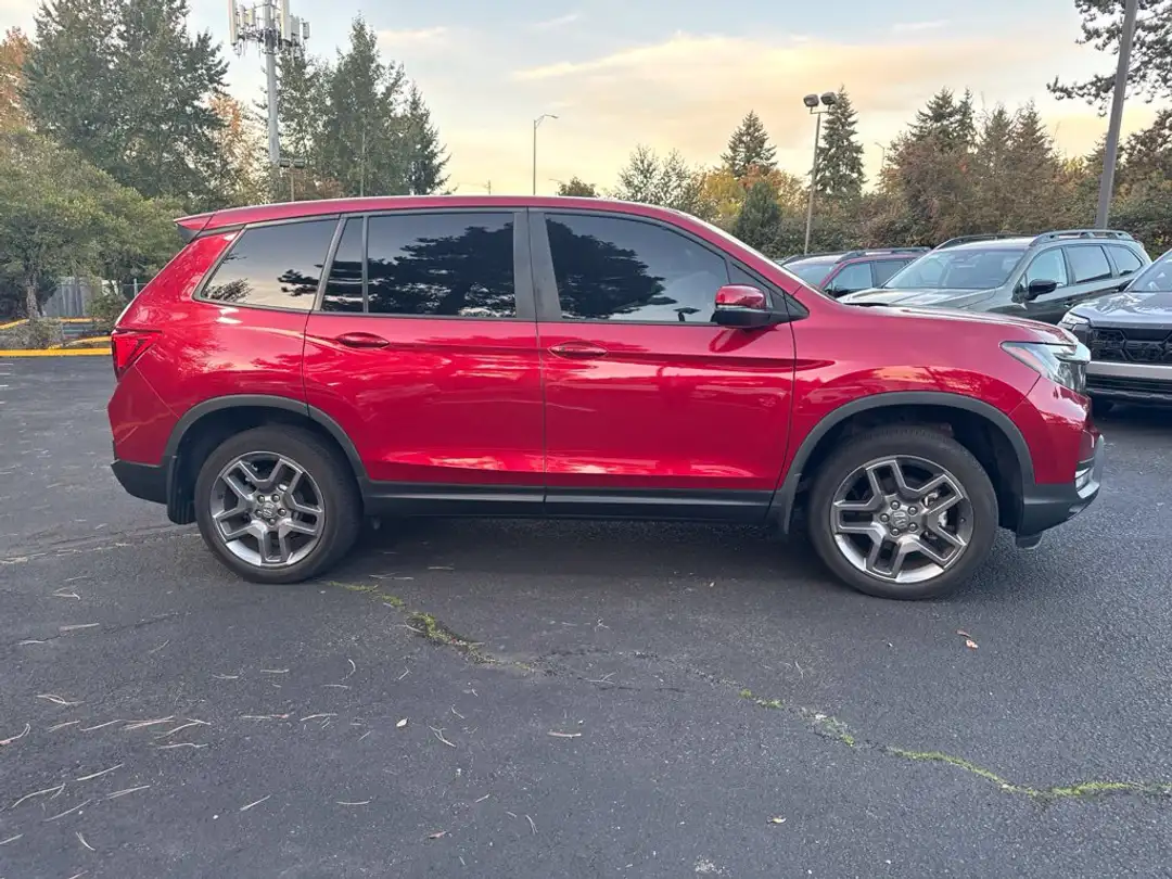 2023 Honda Passport EXL - Image 2