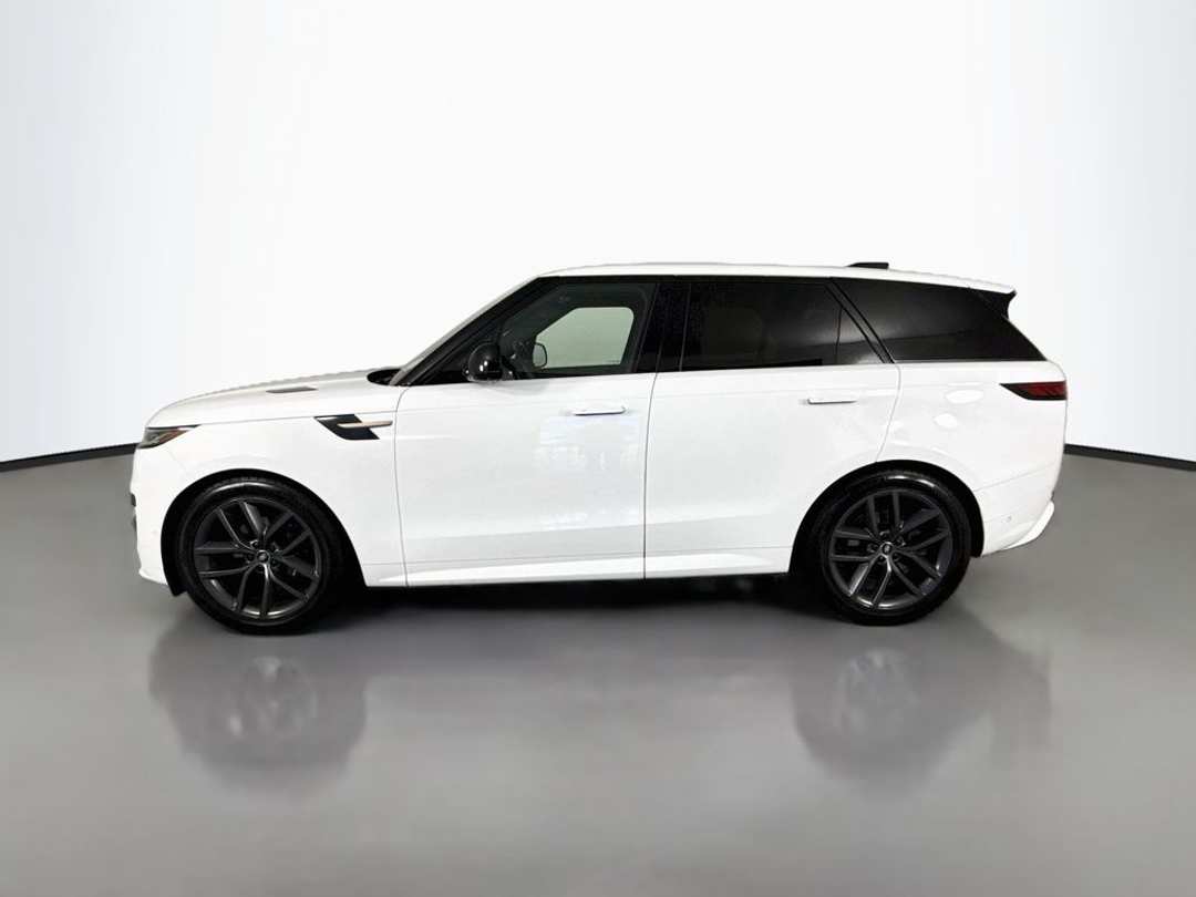 2023 Land Rover Range Rover Sport SE Dynamic - Image 2