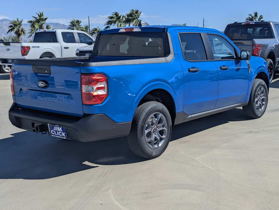 2026 Ford Maverick XLT - Image 2