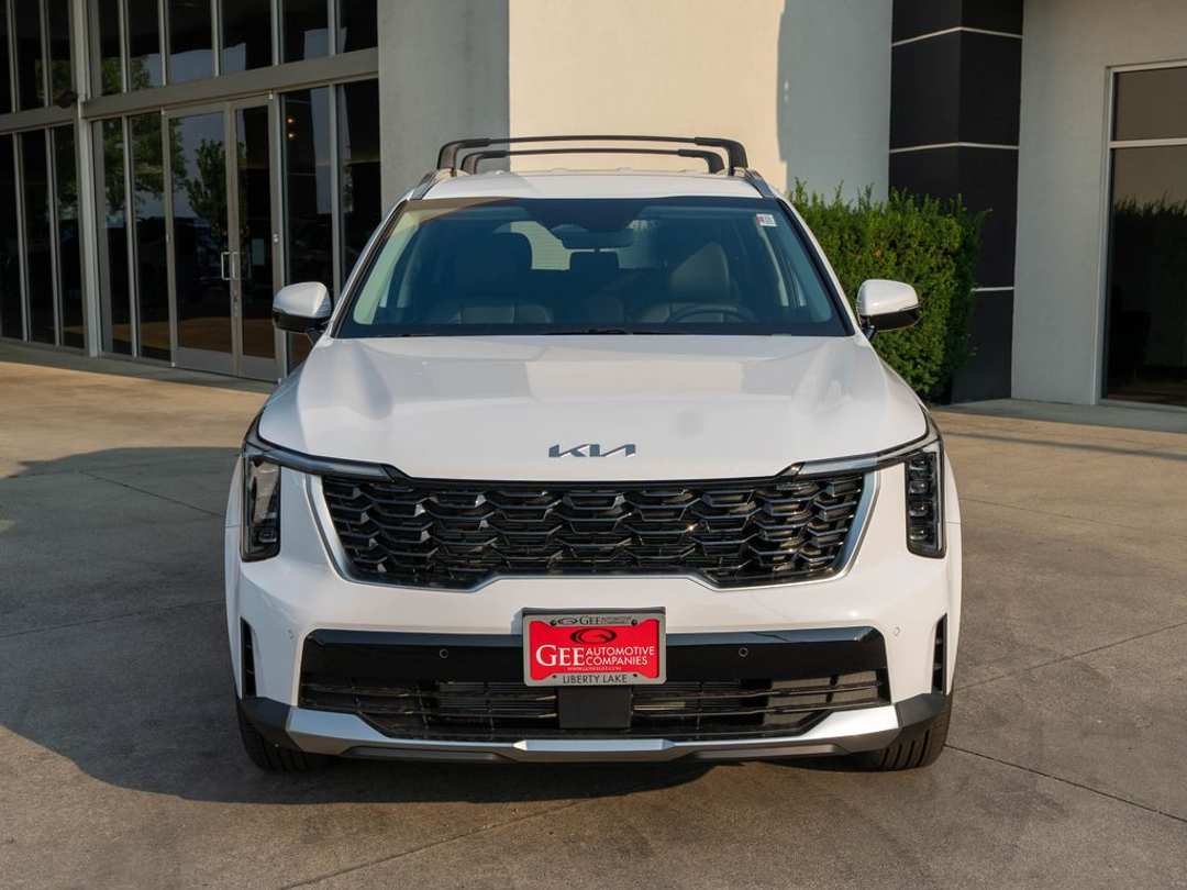 2026 Kia Sorento S - Image 2