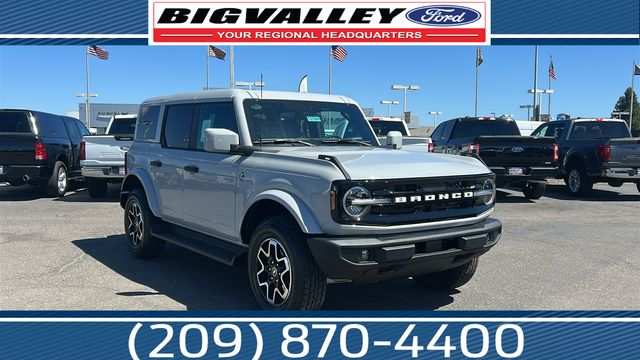 2026 Ford Bronco Outer Banks