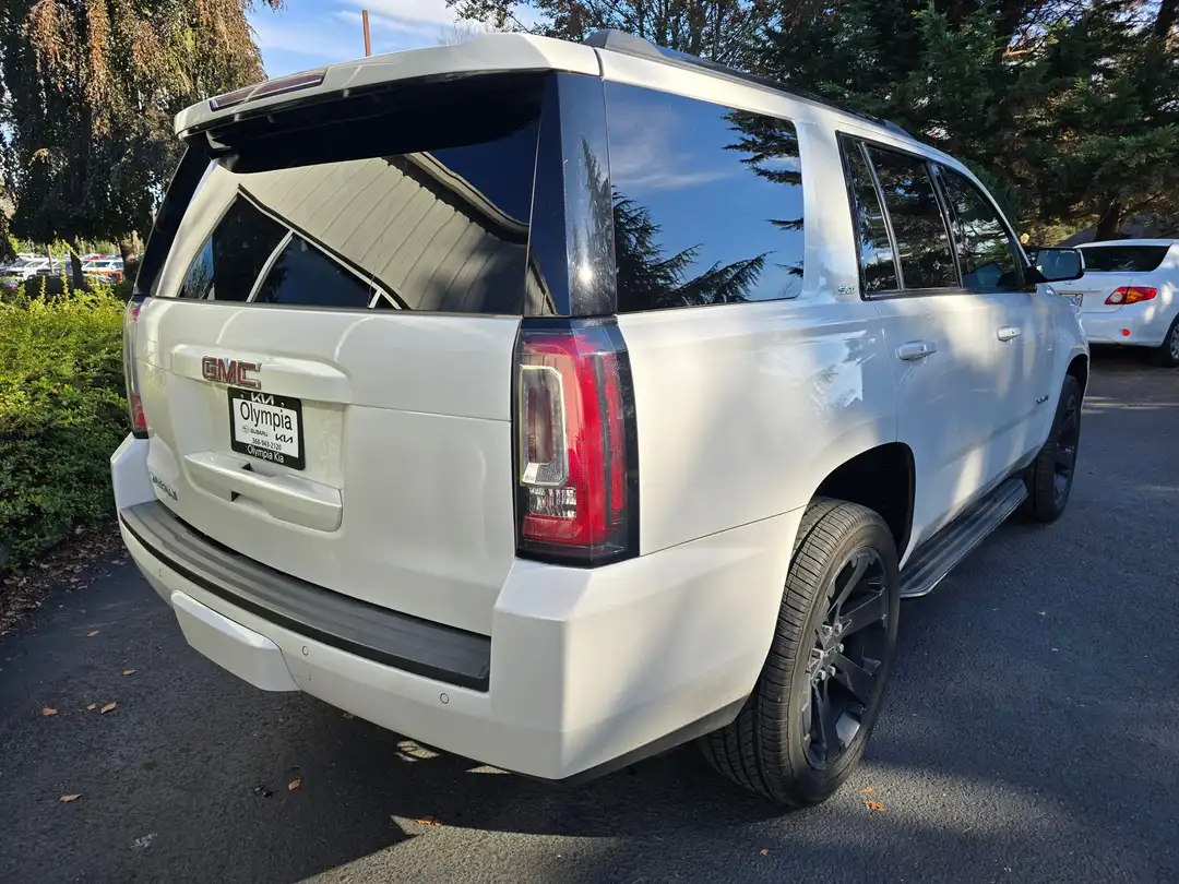 2019 GMC Yukon SLT - Image 3