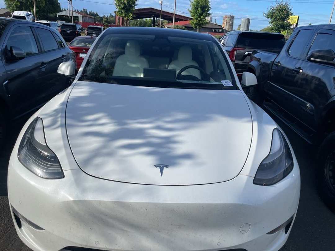 2022 Tesla Model Y Performance - Image 2