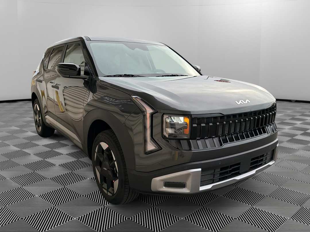 2027 Kia Seltos S - Image 3