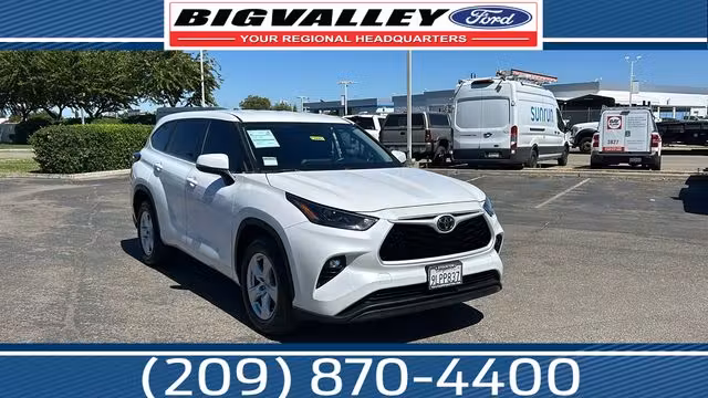 2024 Toyota Highlander LE