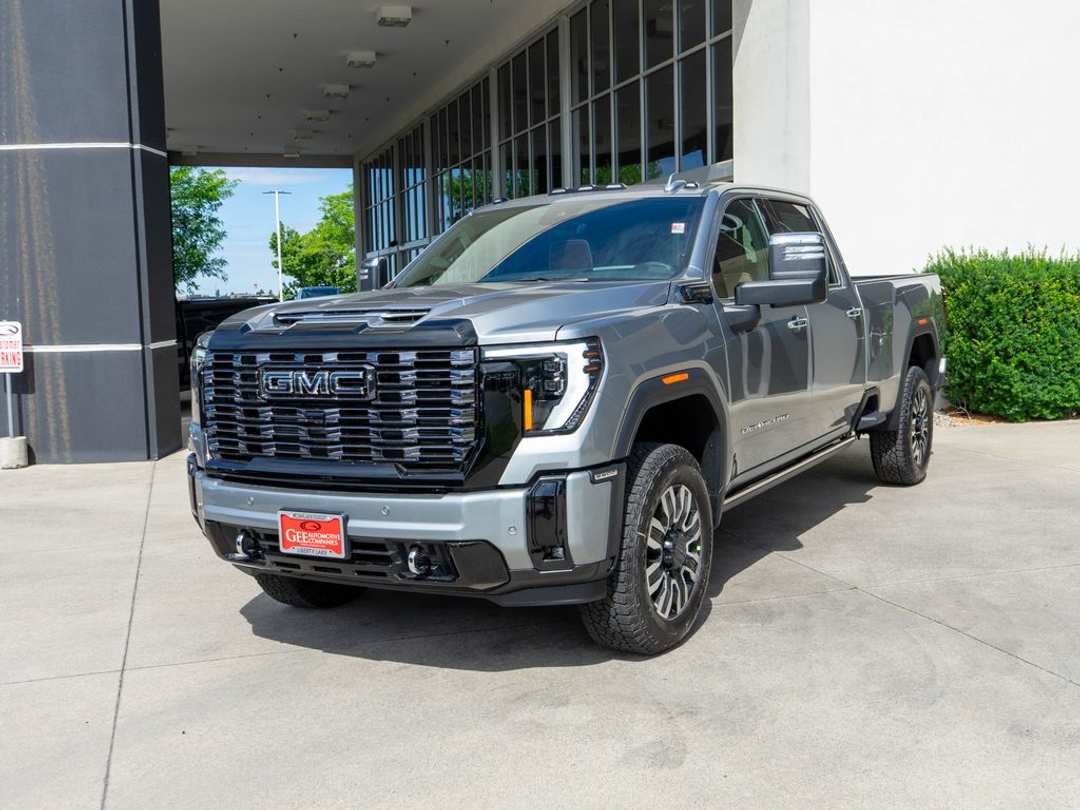 2026 GMC Sierra 3500Hd Denali Ultimate - Image 3