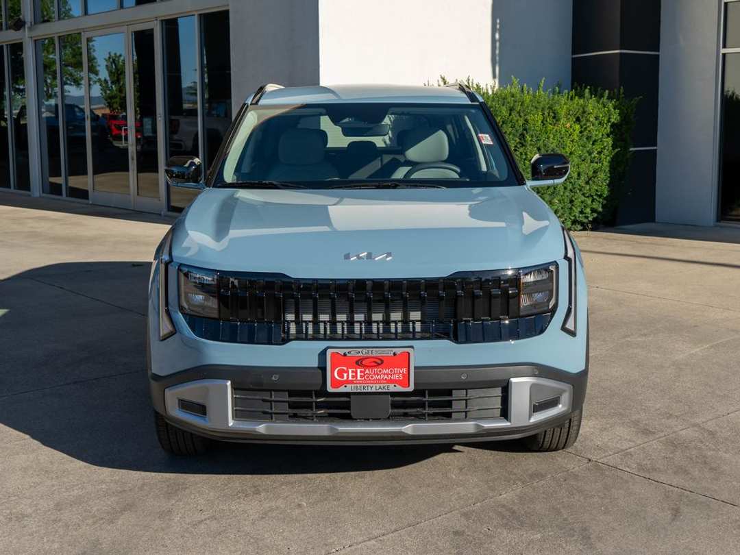 2027 Kia Seltos EX - Image 2
