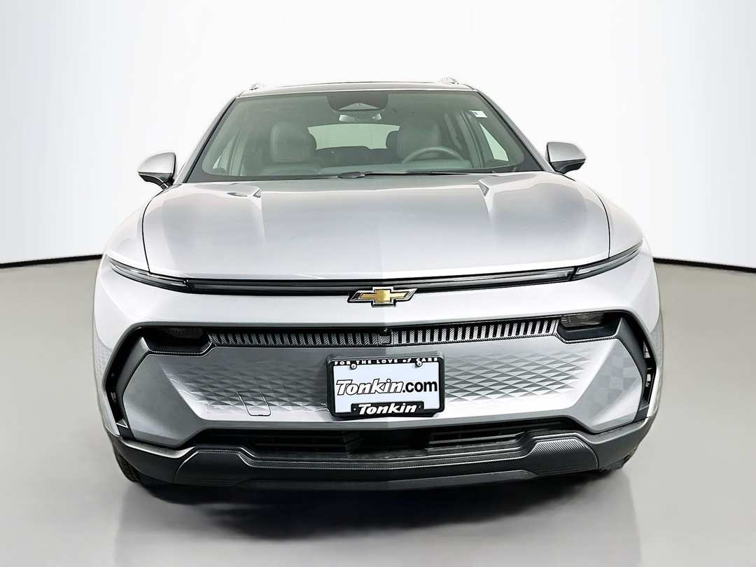 2026 Chevrolet Equinox Ev LT - Image 2