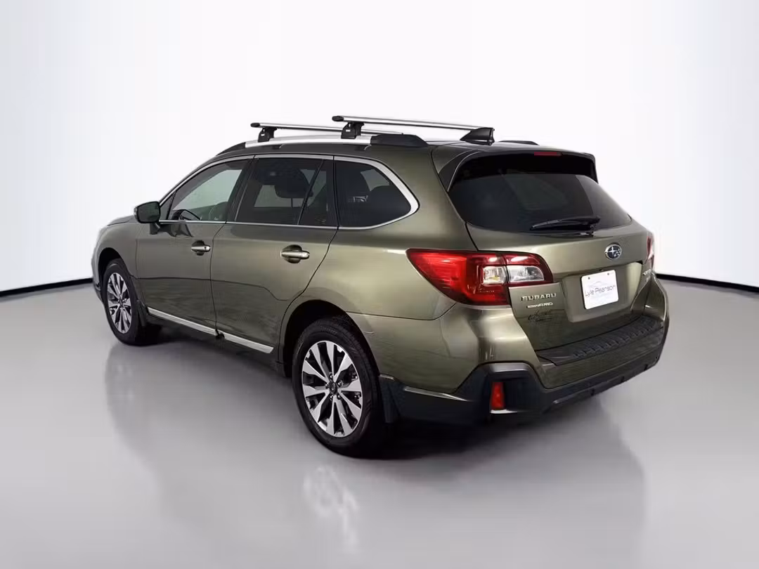 2019 Subaru Outback 3.6R - Image 3