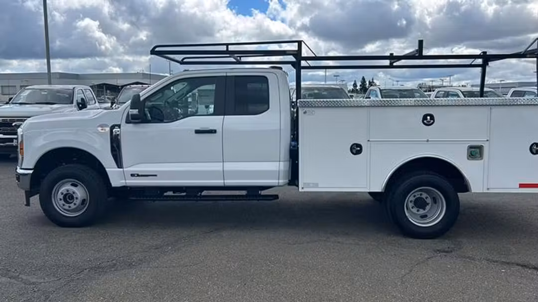 2026 Ford F-350Sd XL - Image 2