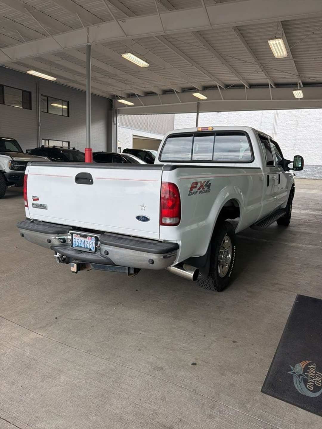 2005 Ford F-250Sd Lariat - Image 3