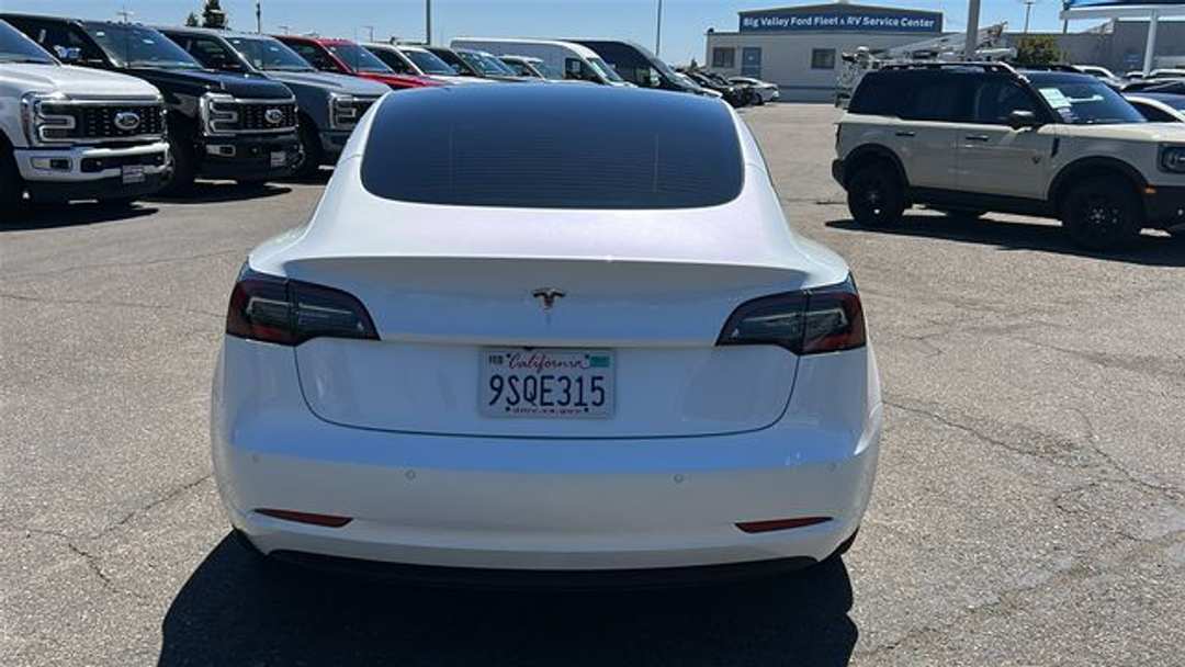2022 Tesla Model 3 Base - Image 3