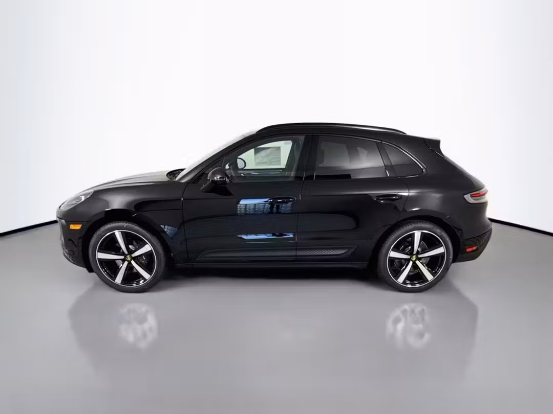2026 Porsche Macan - Image 2