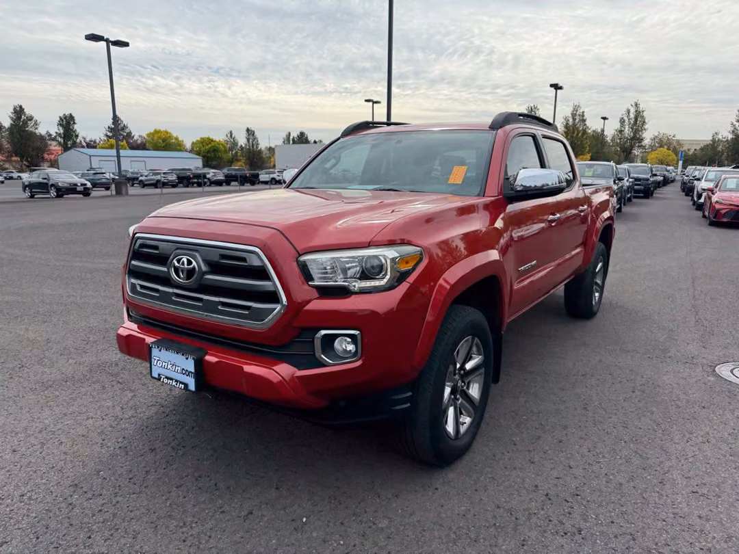 2016 Toyota Tacoma Limited - Image 3