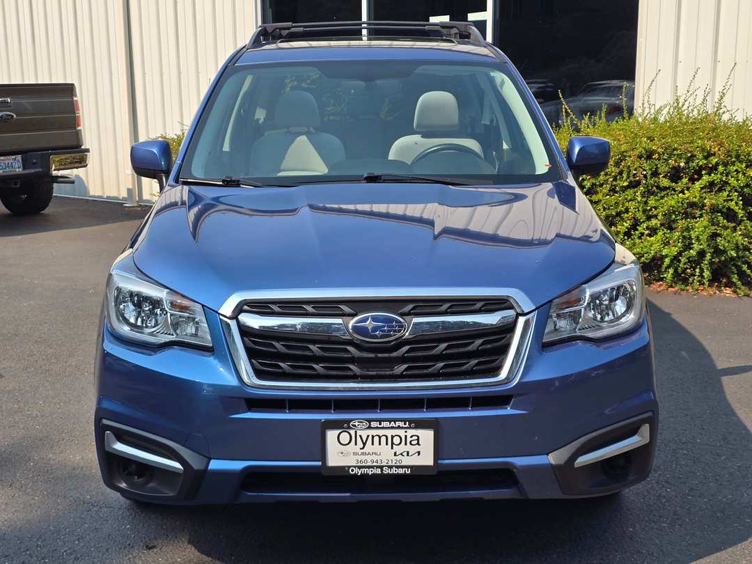 2017 Subaru Forester 2.5i Premium - Image 2