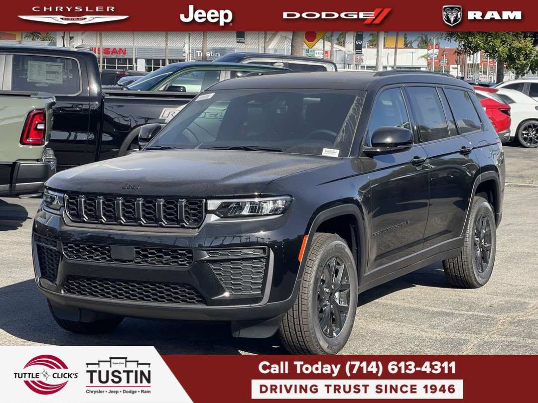 2026 Jeep Grand Cherokee L Laredo Altitude - Image 3