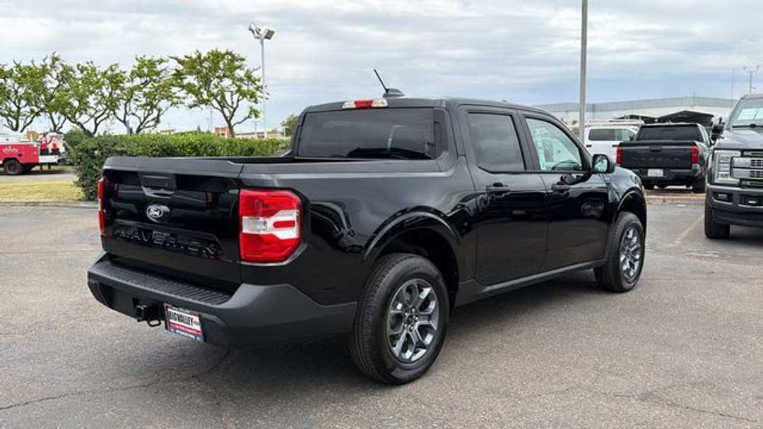 2026 Ford Maverick XLT - Image 3